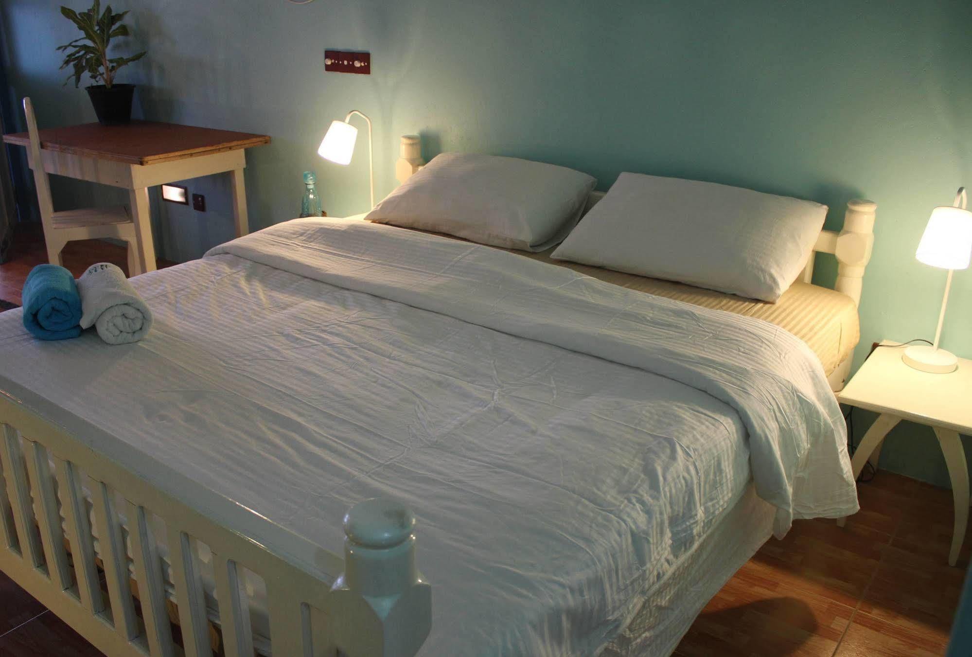 Bedspace Beach Unawatuna Buitenkant foto